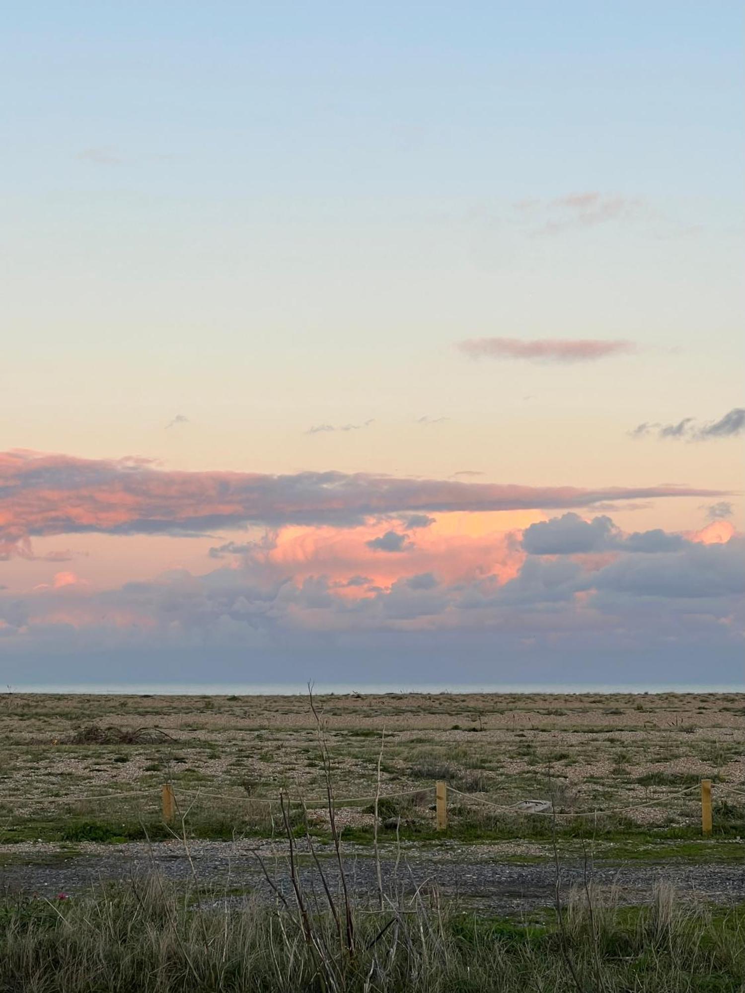 Pluto House Bed & Breakfast Dungeness ภายนอก รูปภาพ